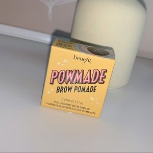 Benefit brow pomade